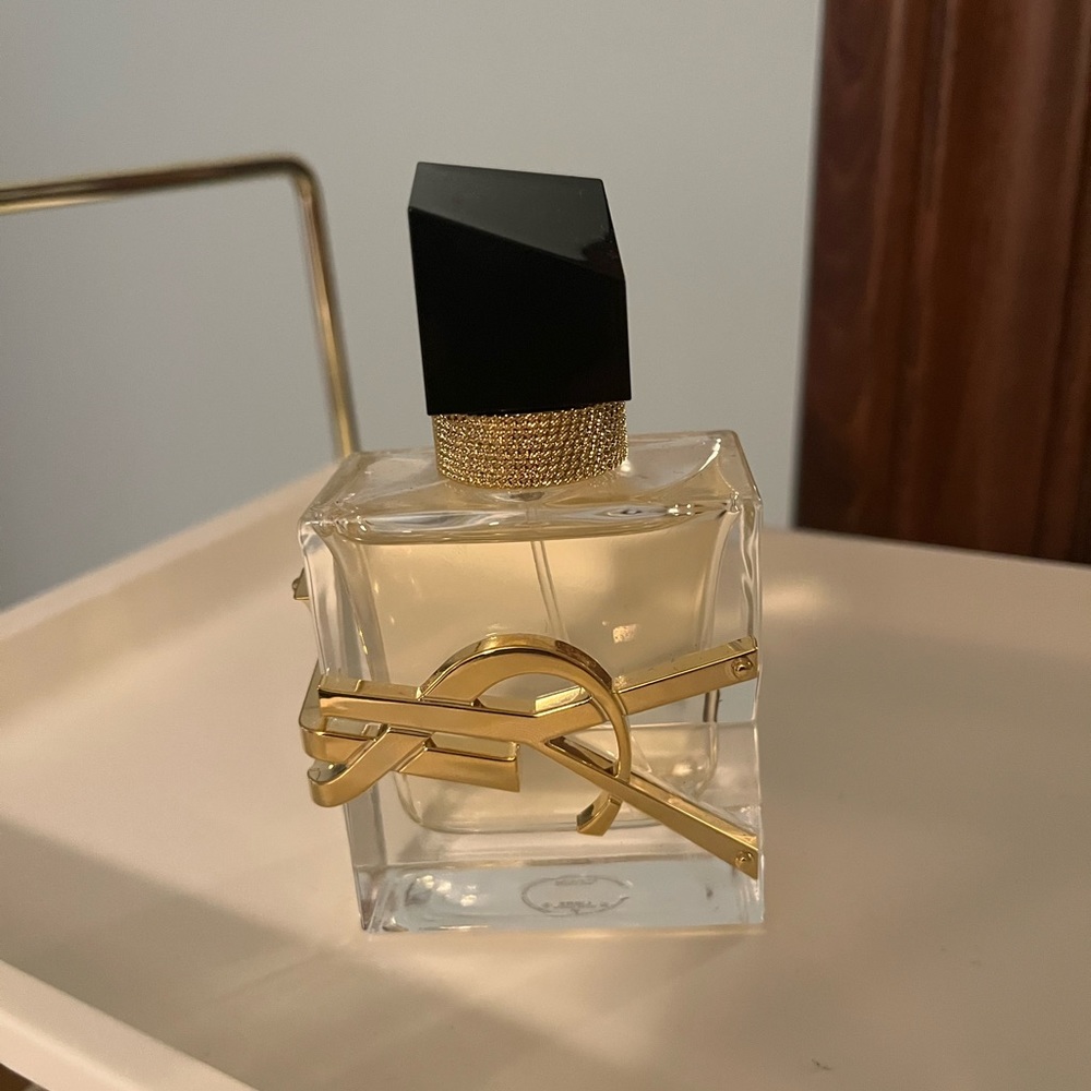 Yves Saint Laurent LIBRE 1 Oz Women's Eau de Parfum Spray